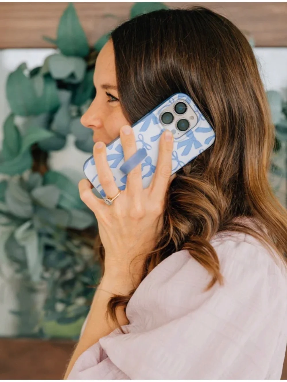 Loopy iPhone 16 Pro Max Blue Bows Case, Loop, and Dustbag